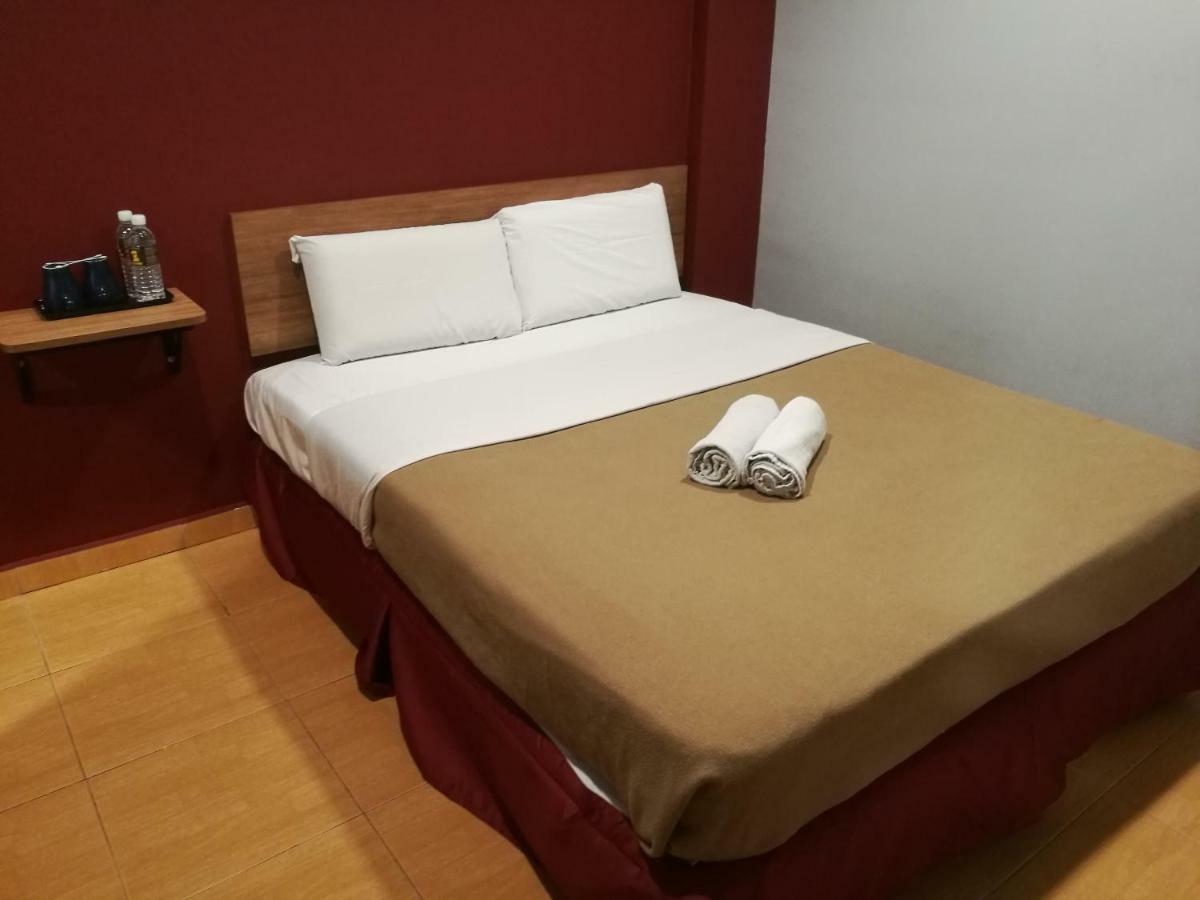 Grandpa Hotel Port Dickson Habitación foto